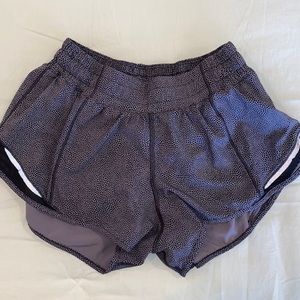 Lululemon Hotty Hot 2”